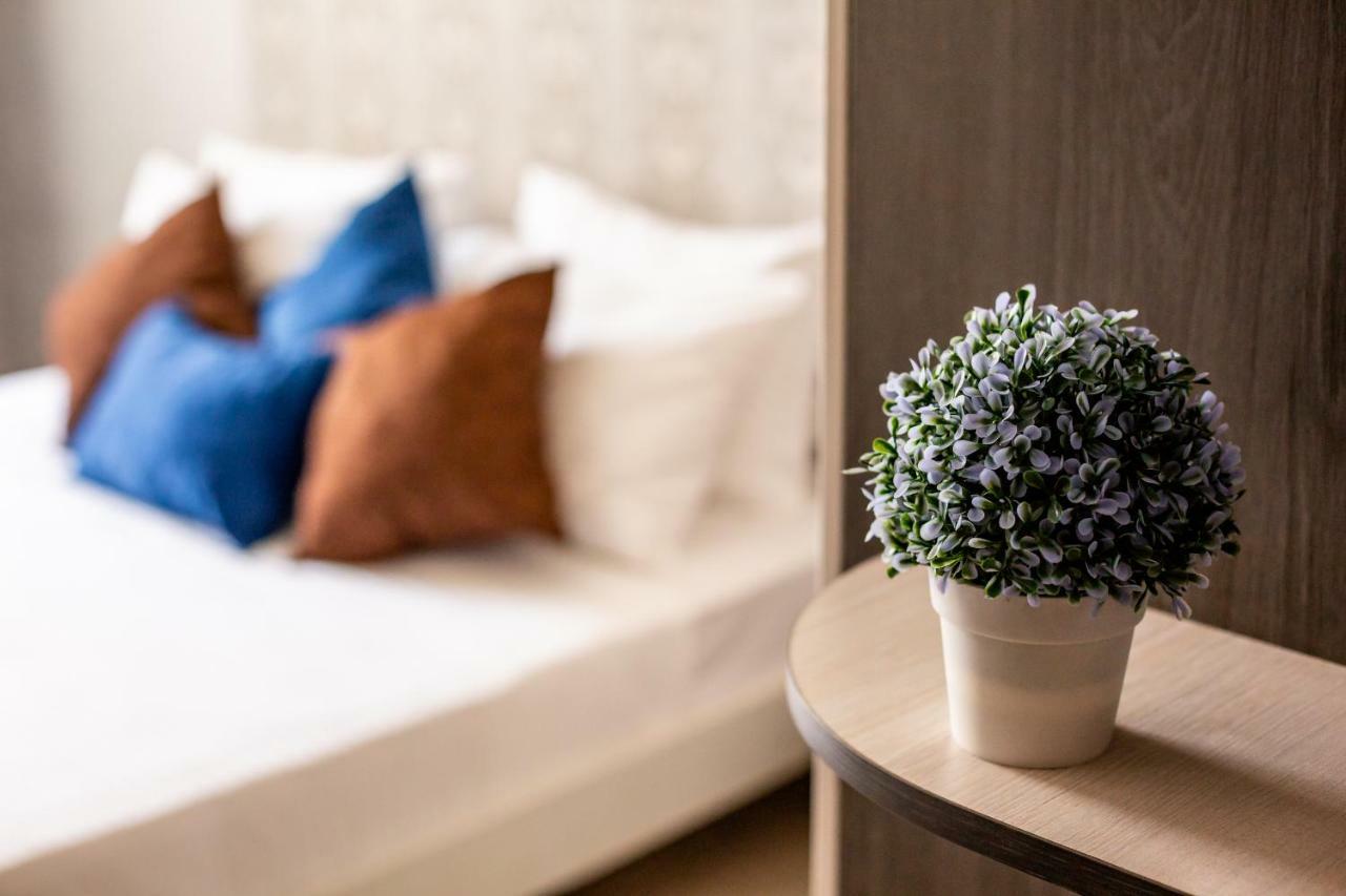 Alfa Apartments Kniazia Romana 11 Lviv Eksteriør bilde