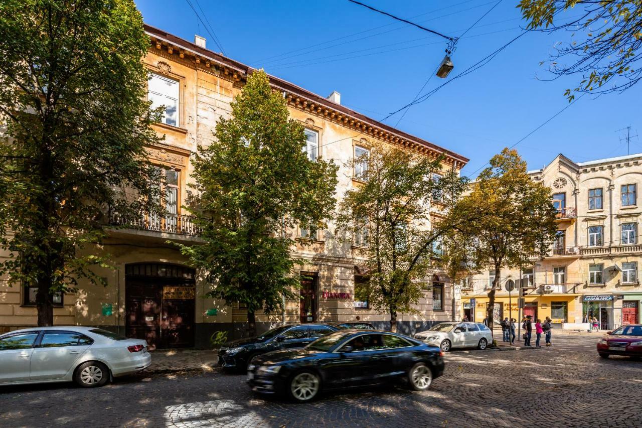 Alfa Apartments Kniazia Romana 11 Lviv Eksteriør bilde